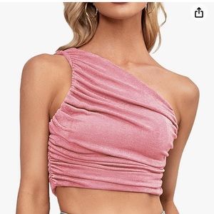 One shoulder sleeveless crop top